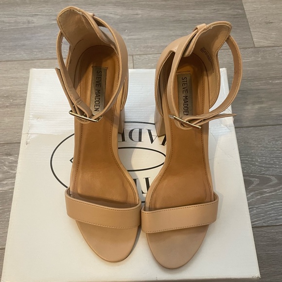 Steve Madden Izzy Heels - Picture 4 of 5